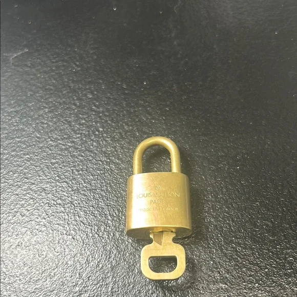 Louis Vuitton Gold Lock & Key - Picture 2 of 2